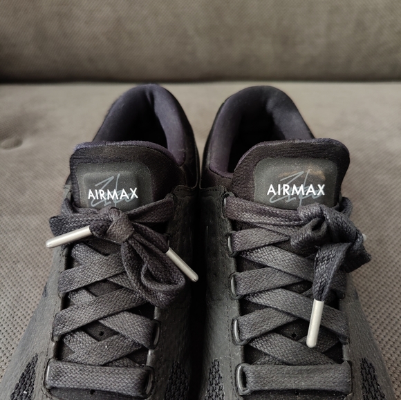 Nike Men's Air Max Zero QS Running Shoe - Picture 2 of 7